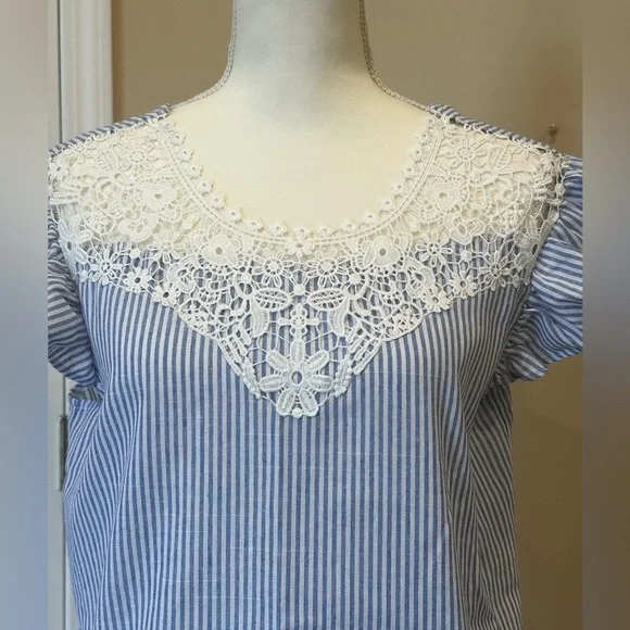 SHEIN Blue White Striped Lace Blouse Cottagecore Flutter Sleeve Boho Top Large - Picture 4 of 7